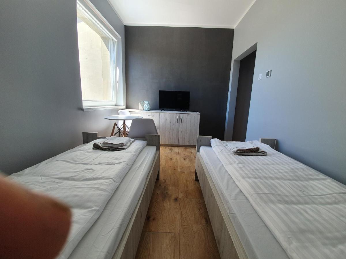 Hostel Agma Jasien  Bagian luar foto