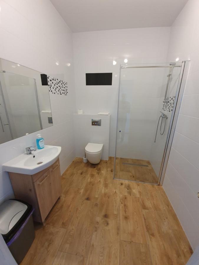 Hostel Agma Jasien  Bagian luar foto